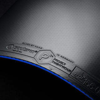 Tischtennisbelag Project 24 von Soulspin in schwarz mit blauem Schwamm